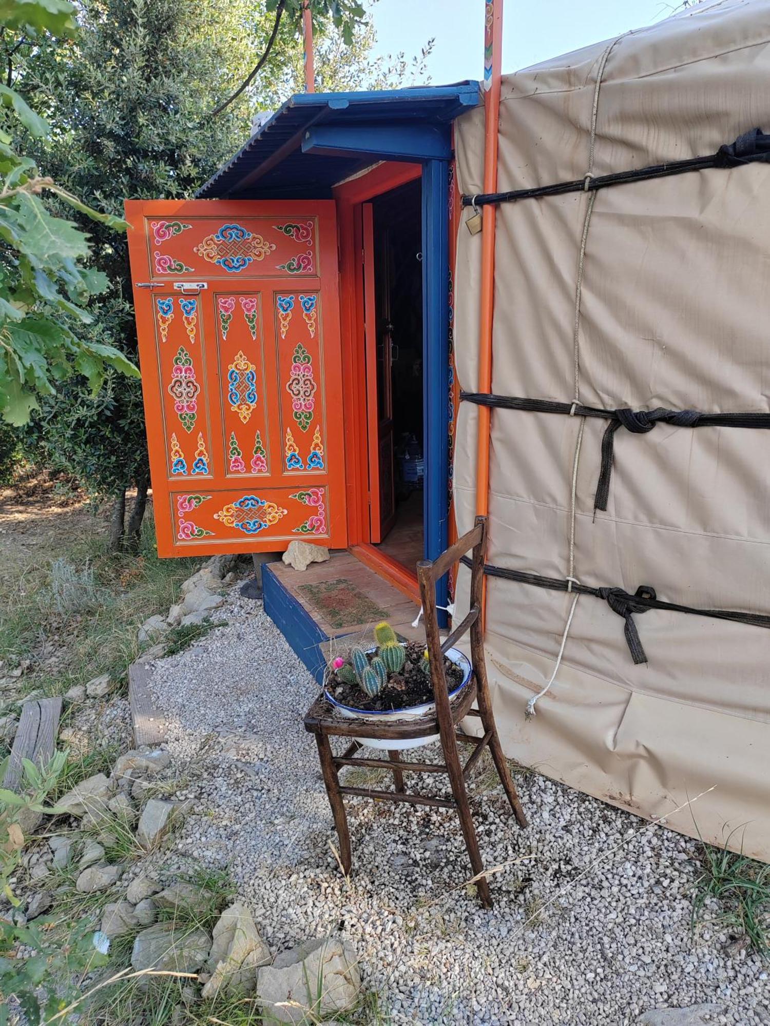 Yourte Nomade Lucéram Buitenkant foto